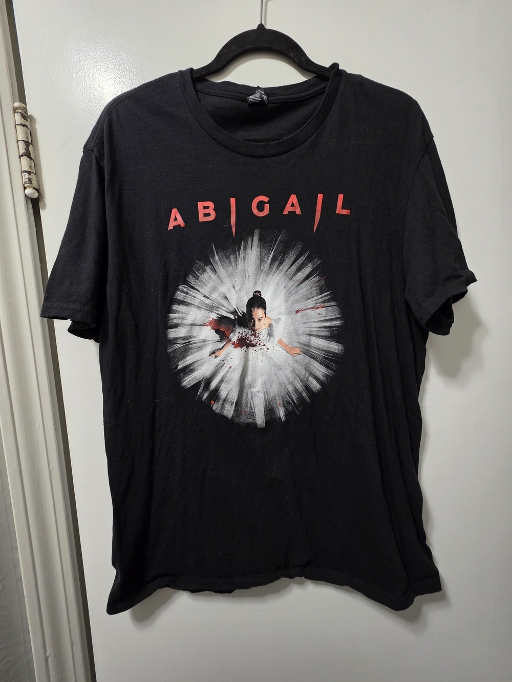 ABIGAIL Graphic Black Tee
